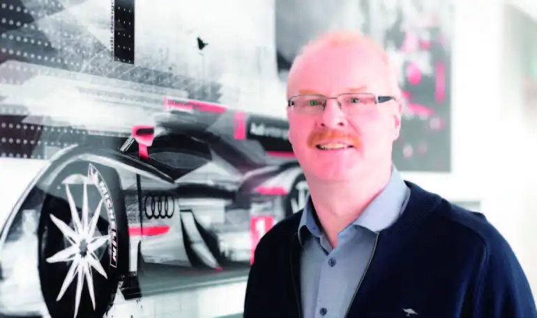 640 (1)(1) 640 (1)(1)